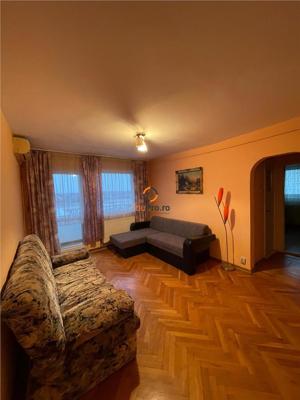 Apartament 2 camere semidecomandat zona Dambovita - imagine 17