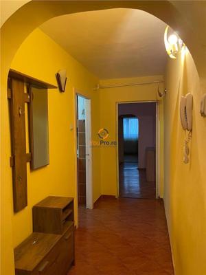 Apartament 2 camere semidecomandat zona Dambovita - imagine 12