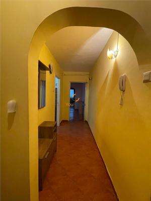 Apartament 2 camere semidecomandat zona Dambovita - imagine 9