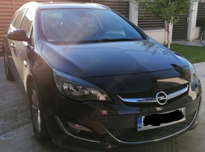 Opel Astra J Sport Tourer 2013 Diesel 216000 km