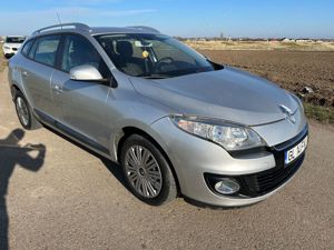 Renault Megane 1.5 DCI 110 CP - imagine 2 Renault Megane 1.5 DCI 110 CP - imagine 2