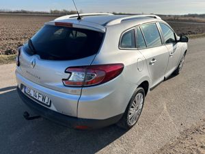 Renault Megane 1.5 DCI 110 CP - imagine 3 Renault Megane 1.5 DCI 110 CP - imagine 3