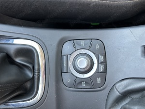 Renault Megane 1.5 DCI 110 CP - imagine 9 Renault Megane 1.5 DCI 110 CP - imagine 9