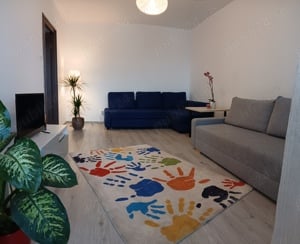 Inchiriez apartament cu 2 camere si parcare Piata Muncii