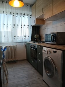 Inchiriez apartament cu 2 camere si parcare Piata Muncii - imagine 6