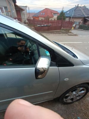 mazda 5 1.8 benzina an 2008 - imagine 2 mazda 5 1.8 benzina an 2008 - imagine 2