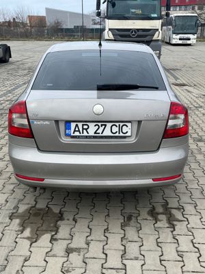Skoda Octavia 1.9 TDI - imagine 8