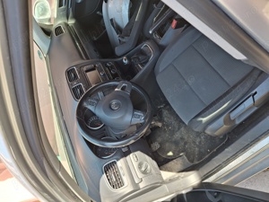 Vand golf 6 2012 avariat