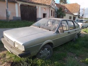 Vând VW Passat, an fabricație 1982