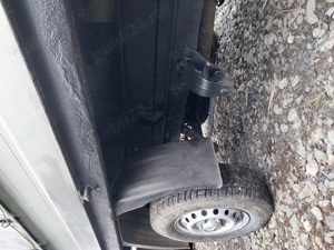 Autoutilitara mercedes 208 motor 2.2 perfecta stare dr functionarean fabricatie 2005 km reali 146000 - imagine 3