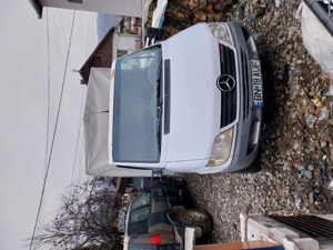 Autoutilitara mercedes 208 motor 2.2 perfecta stare dr functionarean fabricatie 2005 km reali 146000 - imagine 4