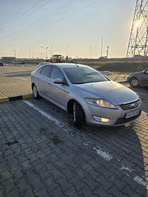 Vând Ford Mondeo 1.8 Diesel - imagine 2