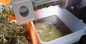 Presa ulei la rece electrica, universala 220V, 200W