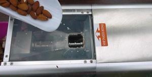 Presa ulei la rece migdale