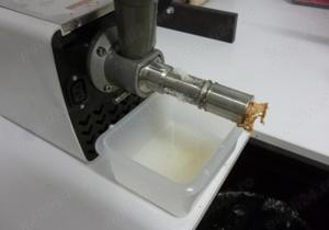 Presa ulei la rece nuca de cocos fulgi razatura Tel - imagine 2