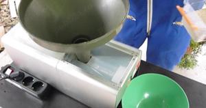 Presa de ulei electrica pentru seminte de dovleac