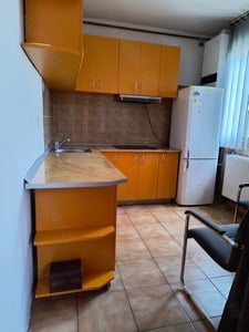 Inchiriez apartament 1 camera Str. Avrig, zona Garii - imagine 9