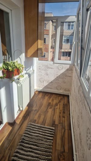 Închiriez apartament cu doua camere în 1 Mai - imagine 9