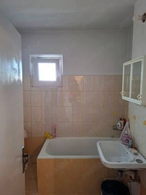 Apartament cu 3 camere de vânzare - imagine 4