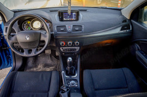 Renault Megane 3 - 2012 - 1.5 DCI - Navigatie - imagine 6 Renault Megane 3 - 2012 - 1.5 DCI - Navigatie - imagine 6