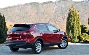  NISSAN Qashqai MODEL 2019  1.2 benzina,6 trepte Navigatie mare,Camera marsarier.etc - imagine 4