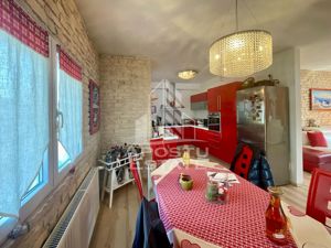 Vila cu terasa si piscina in Zadareni - imagine 10