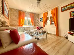 Vila cu terasa si piscina in Zadareni - imagine 6