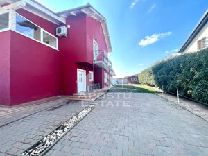 Vila cu terasa si piscina in Zadareni - imagine 2