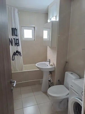 De vanzare apartament cu 3 camere in zona Soarelui etaj 2 amenajat  centrala - imagine 8