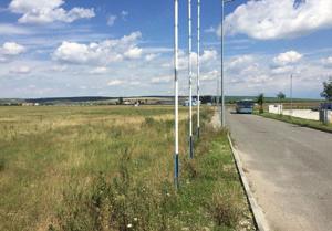 Teren industrial de vânzare intravilan, PUZ, utilități, drum asfaltat - imagine 3