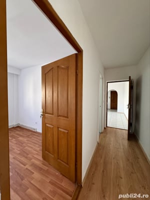 ap.4 camere zona Zamfirescu - imagine 10