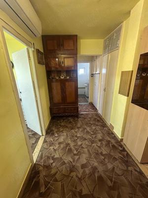 De vanzare apartament decomandat cu 2 camere in zona Dorobanti  centrala proprie - imagine 4