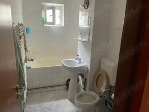 De vanzare apartament cu 3 camere in zona Simion Barnutiu etaj 2 amenajat centrala - imagine 5