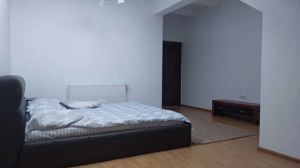 Duplex cu 5 camere, bucătărie închisă și garaj - Aproape de LIDL - imagine 5