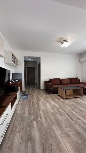 De vânzare apartament cu 3 camere în zona Giroc  - imagine 9