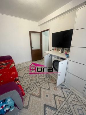 Apartament 2 camere zona Neptun - imagine 3