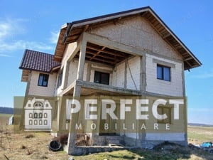 Casa cu etaj in sat Ciupelnita la pret de apartament!! 100.000 euro - imagine 9