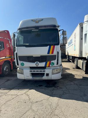 Vand Autotractor Renault  - imagine 2