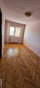 Închiriez apartament 3 camere Vlaicu  - imagine 9