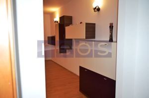 APARTAMENT 3 CAMERE ZONA STEFAN CEL MARE - imagine 5