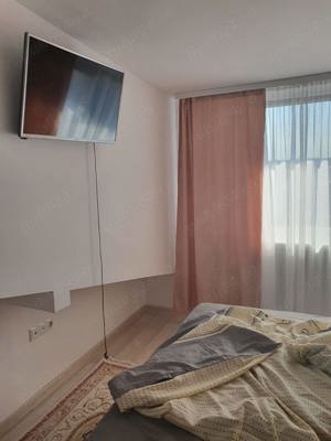 vand apartament 3 camere