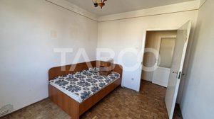 Apartament de vanzare 3 camere 62 mp utili zona Rahovei - imagine 1