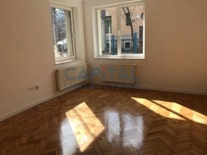 0% Comision! Apartament cu 3 camere de închiriat, zonă Central - imagine 5