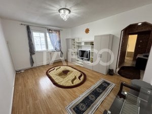 Apartament renovat complet 3 camere balcon etaj 3 Rahovei Sibiu - imagine 2