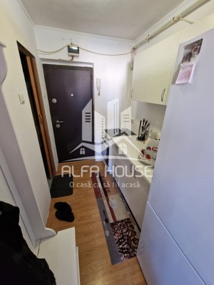 Vand Garsoniera zona Govandari  - imagine 8