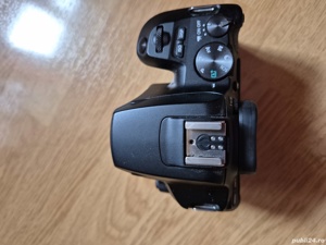 Aparat foto Canon E 250 impecabil  - imagine 4