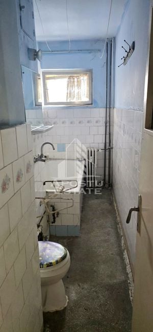 Apartament cu 2 camere, etaj 3, zona Sagului - imagine 3