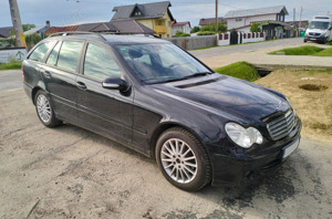 Mercedes C-class C220    2.2 CDI    Cutie automata   Clima   Pilot   E4