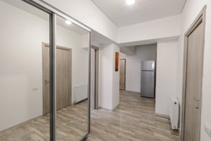 Apartament cu vedere frontală la lac, în centrul stațiunii Mamaia! - imagine 16