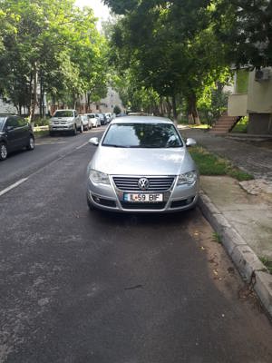 Vând Volkswagen Passat 